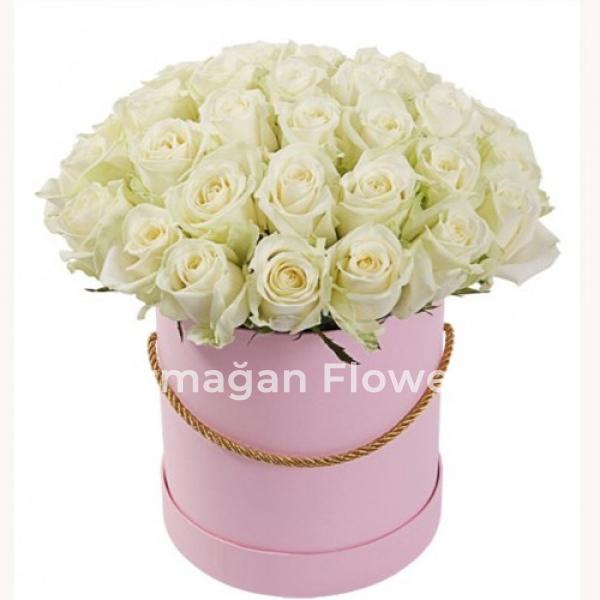 35 White Roses in Box Resim 1
