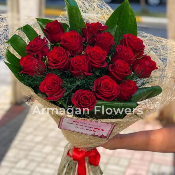 17 Red Roses Bouquet  Resim 1