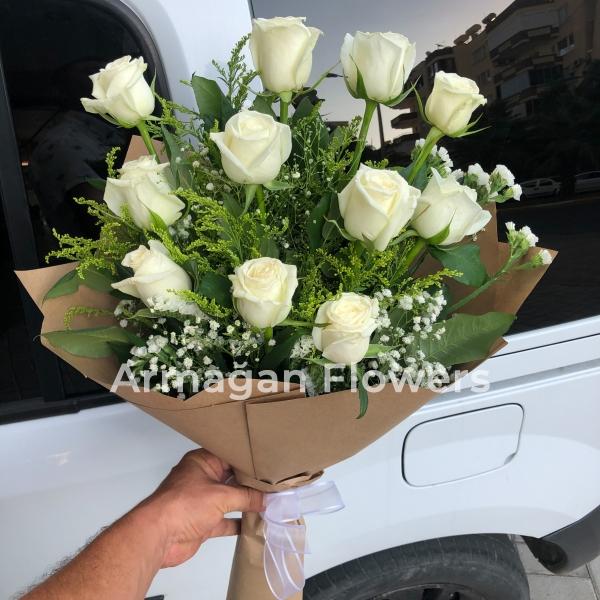 11 White Roses Bouquet  Resim 1