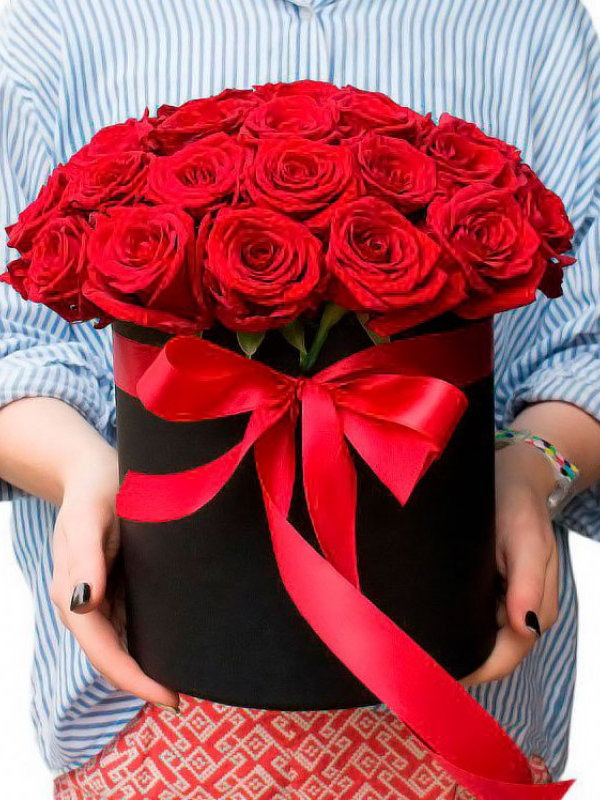 Цветы в Алании - 17 Red Roses in Box 