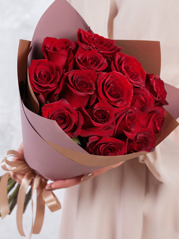  Alanya çiçek gönder - 15 Kırmızı gül Buketi