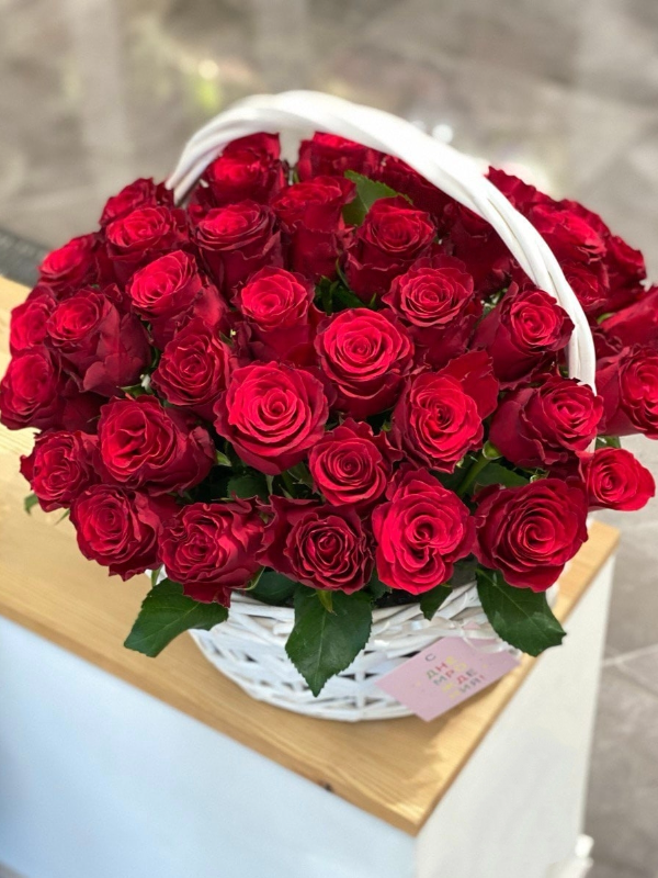  Alanya aynı gün çiçek - Sepet içinde 51 Güller