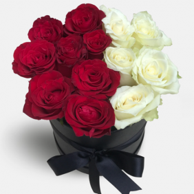Alanya Florist in Box 13 Roses