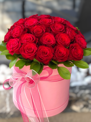 Alanya çiçekçi - Kutuda 25 Kırmızı Güller